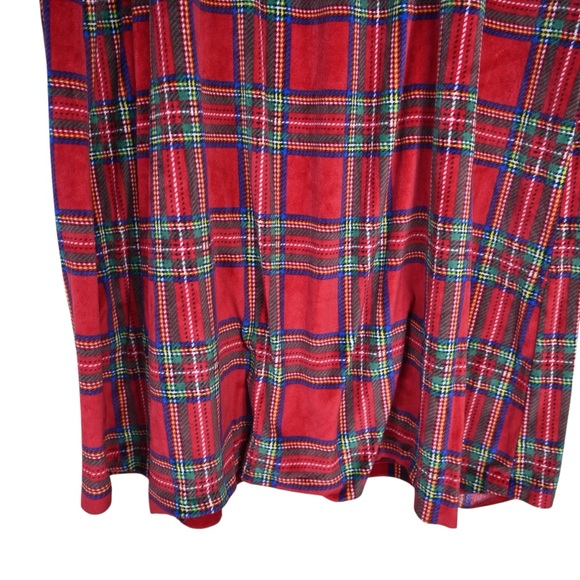 Aria Collection Women's M Red Plaid Cotton Flannel Nightgown - Picture 6 of 8